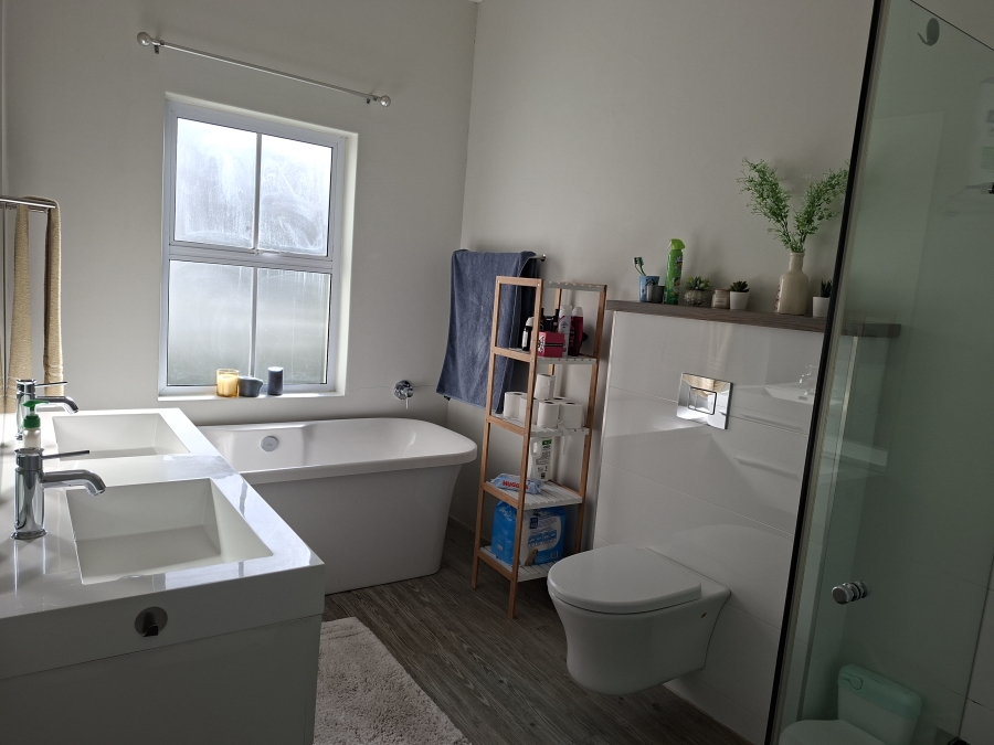 To Let 3 Bedroom Property for Rent in Croydon Vineyard Estate Western Cape